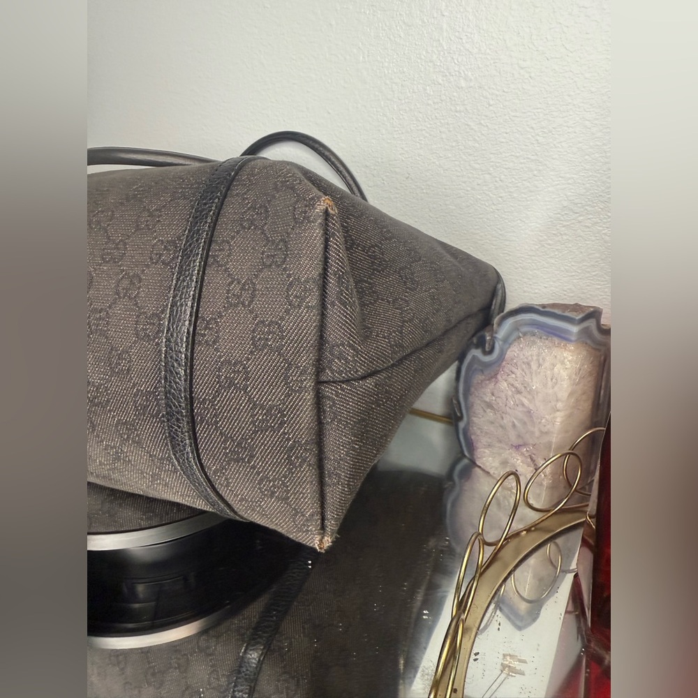 GUCCI Denim medium GG Joy Tote Bag - Picture 8 of 13
